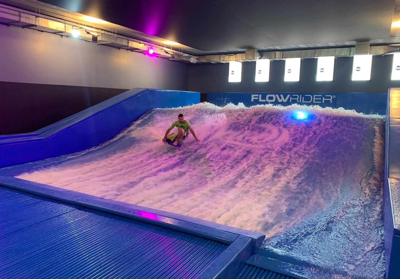 The_Wave_Paris